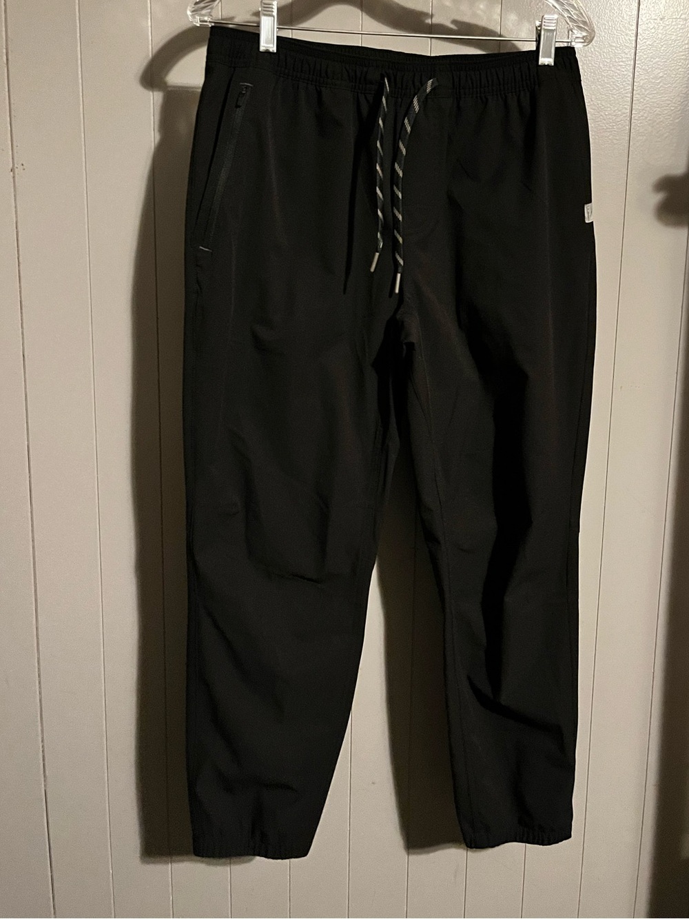 LL Bean multi sport jogger style pants black